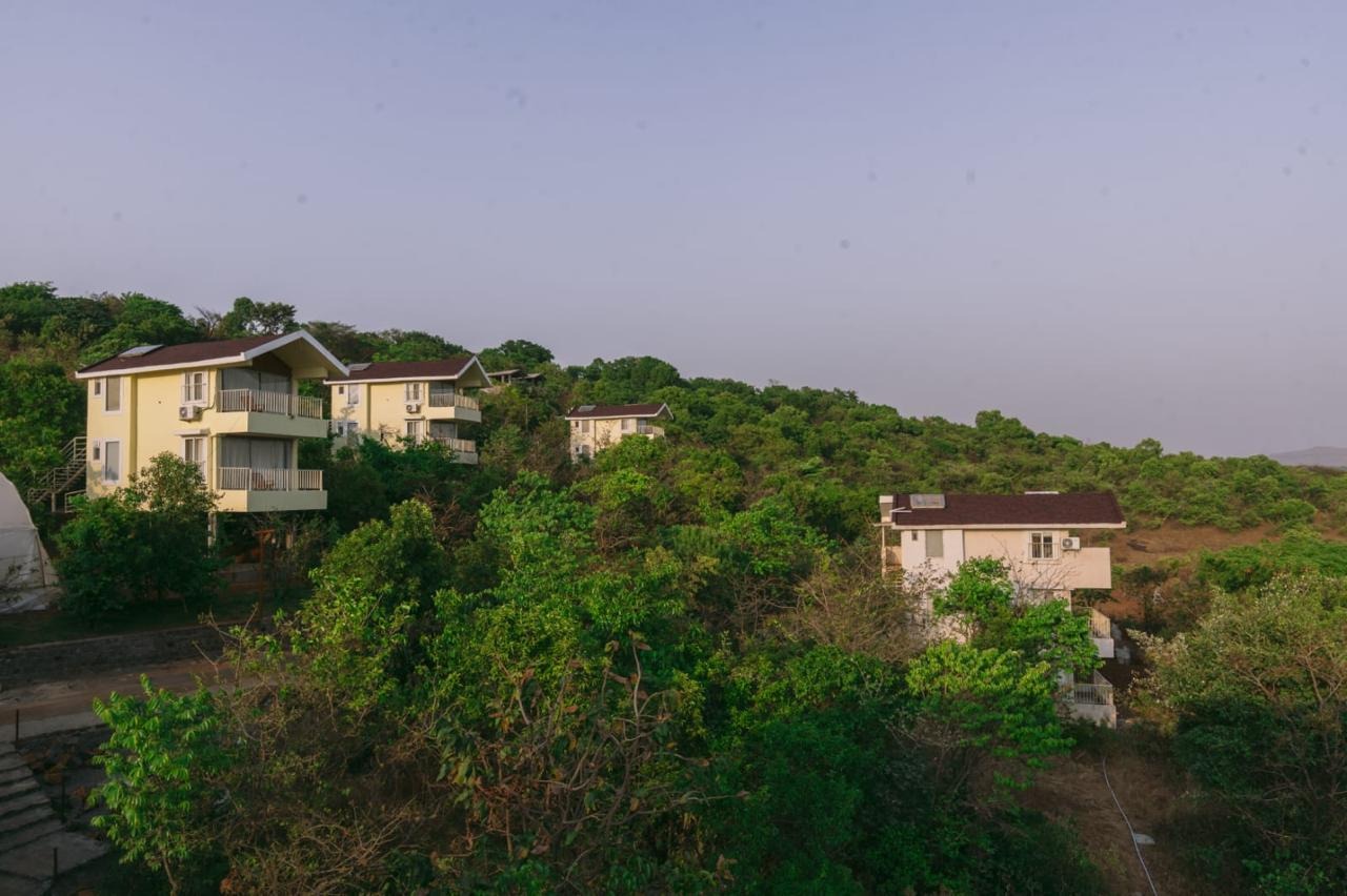 ESHI RESORT